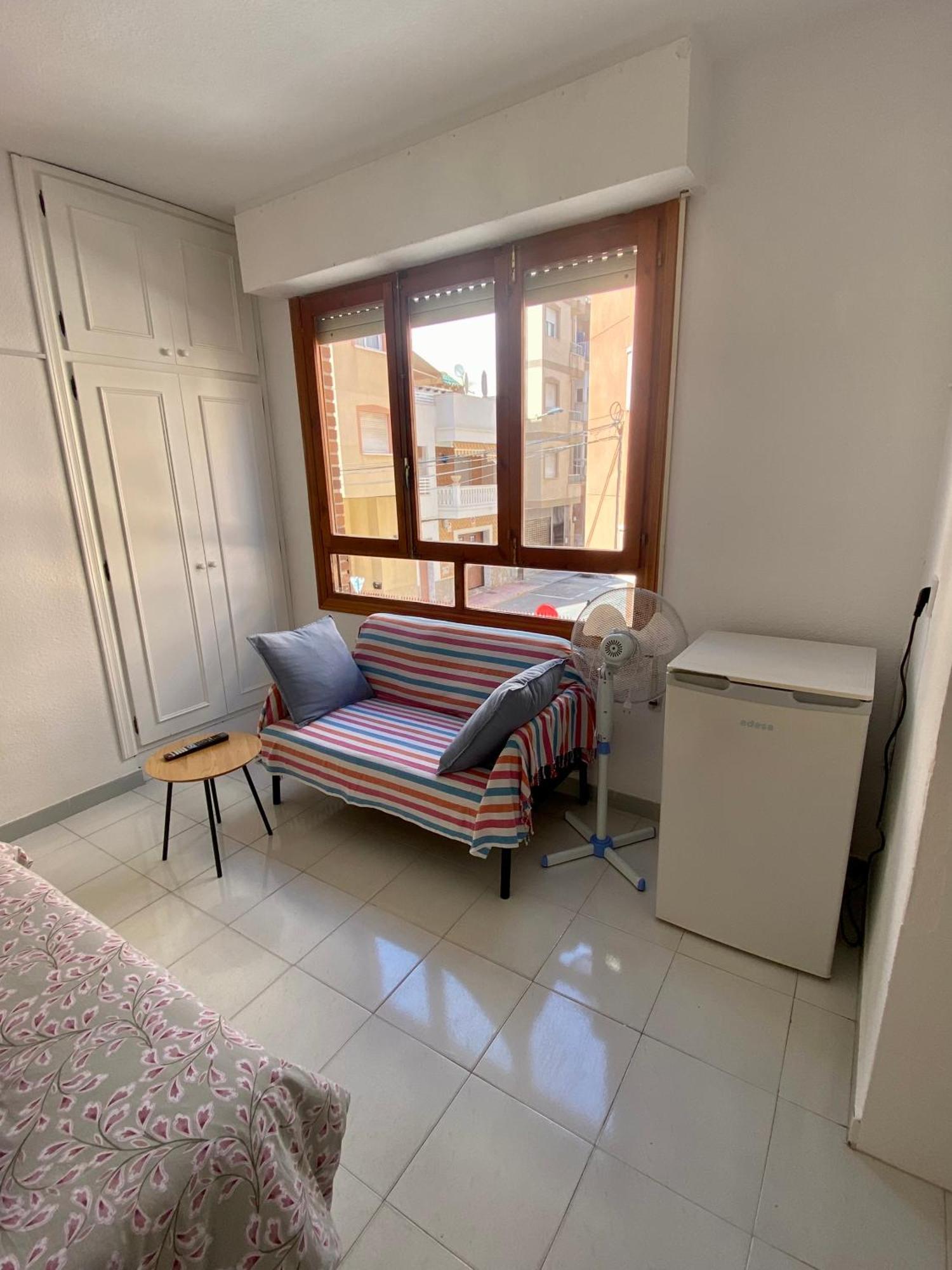 Estudio En La Playa Torrevieja Exterior foto